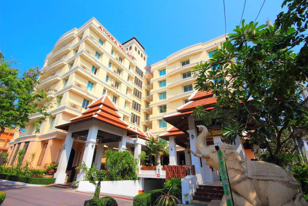 Aiyara Palace Hotel Pattaya Exterior photo