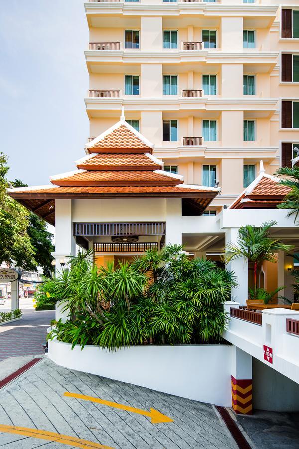 Aiyara Palace Pattaya Exterior photo The Royal Thai Police Headquarters
